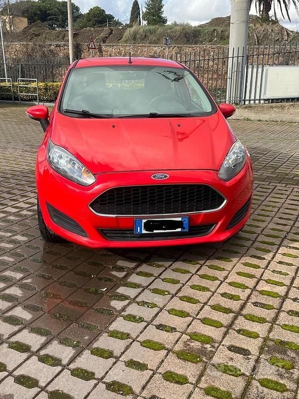 Rosso Usata 2016 Ford Fiesta ST-Line Berlina | 4999 € (Super prezzo) - Immagine 1/4