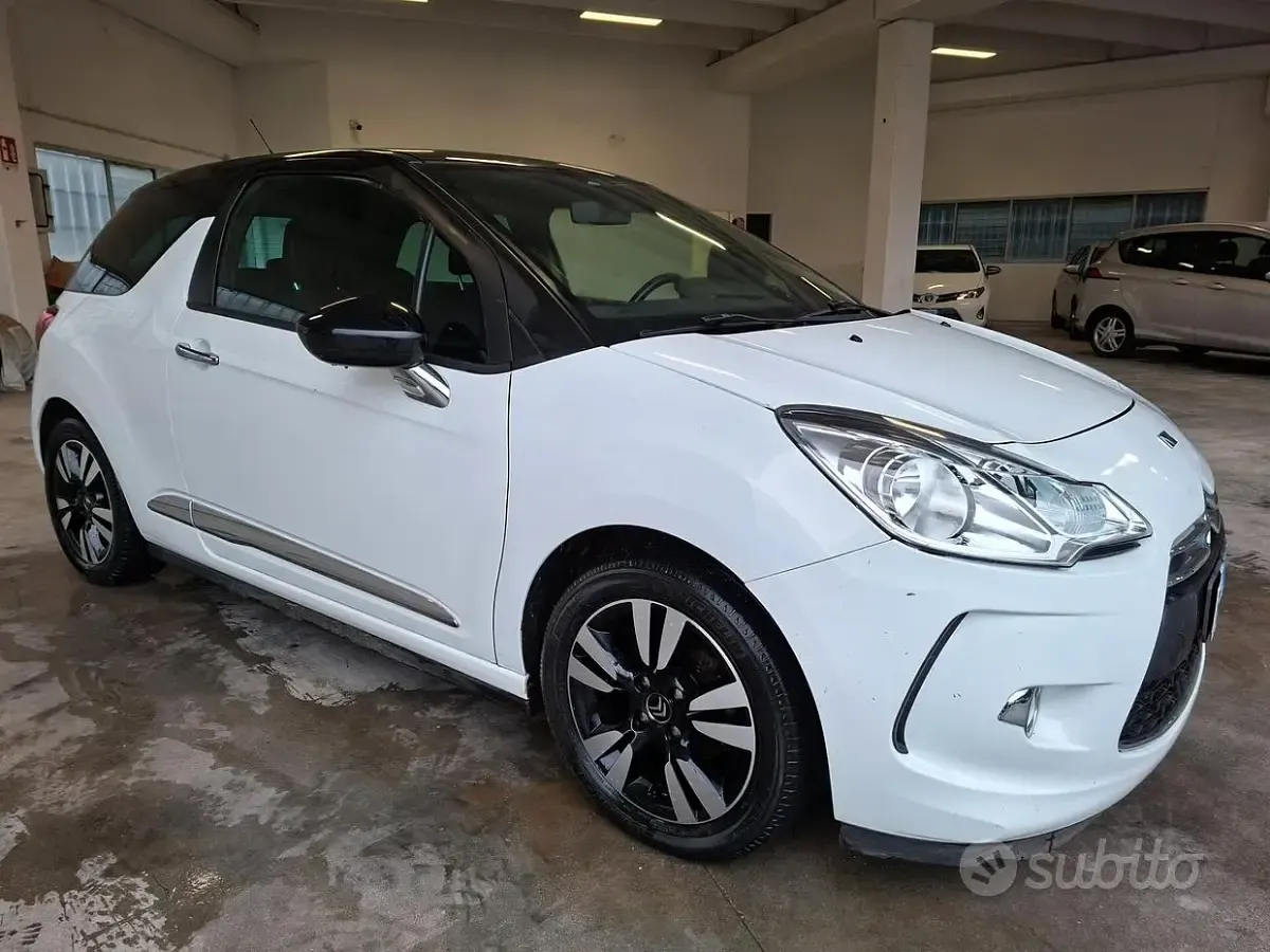 Käytetty DS Automobiles DS3 82 HP (60 kW) 2014 Valkoinen Coupe - kaksiovinen