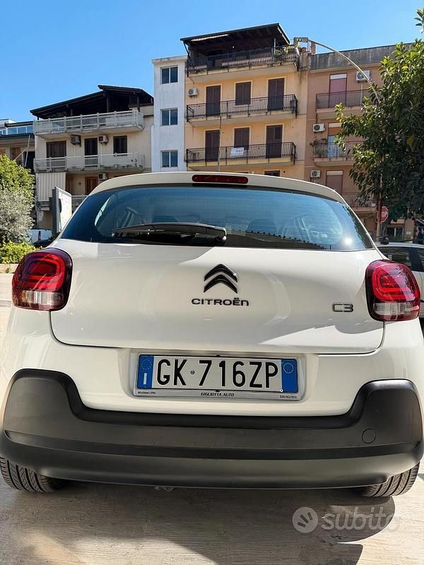 Usata Citroën C3 Feel 102 CV (75 kW) 2022 Bianco Utilitaria