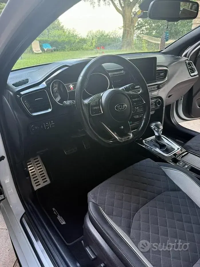 Usata Kia ProCeed 140 CV (102 kW) 2020 Bianco Station wagon