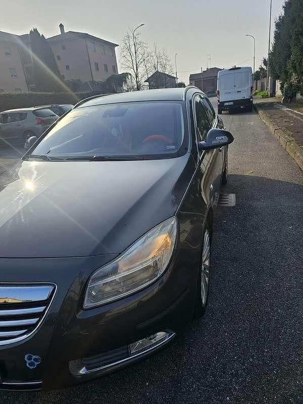 Usata Opel Insignia Sport 160 CV (117 kW) 2012 Berlina