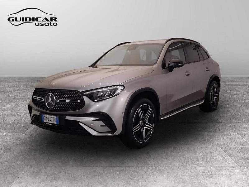 Usata Mercedes GLC300 Advanced 197 CV (144 kW) 2023 Grigio SUV