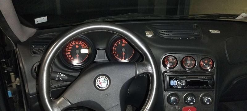 Usata Alfa Romeo 156 Distinctive 144 CV (105 kW) 2000 Berlina