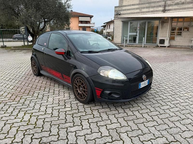 Usata Abarth Grande Punto 154 CV (113 kW) 2009 Nero Utilitaria