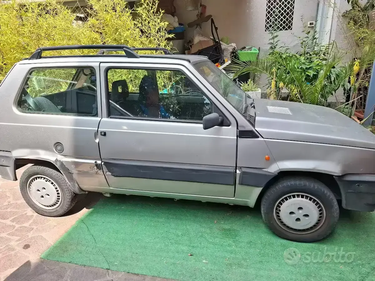 Usata Fiat 750 39 CV (28 kW) 1997 Grigio Berlina