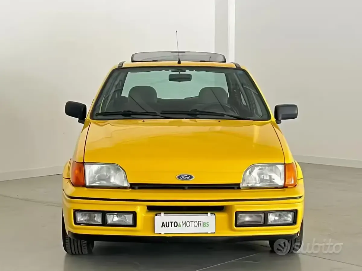 Usata Ford Fiesta 107 CV (78 kW) 1990 Giallo Utilitaria
