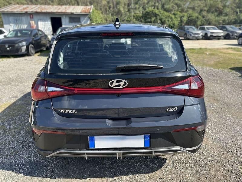 Usata Hyundai i20 77 CV (56 kW) 2024 Bianco Berlina