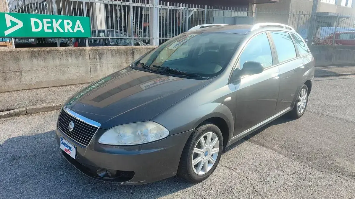 Usata Fiat Croma Dynamic 120 CV (88 kW) 2006 Grigio Station wagon