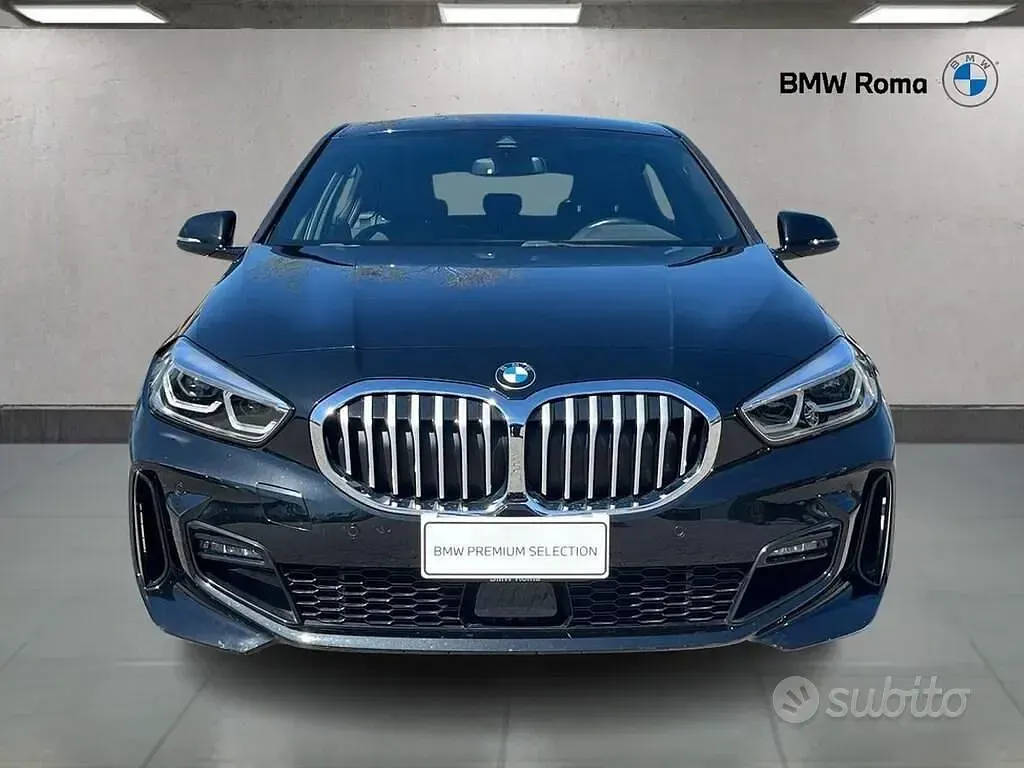 Usata BMW 116 M Sport 109 CV (80 kW) 2023 Black sapphire metallic Utilitaria