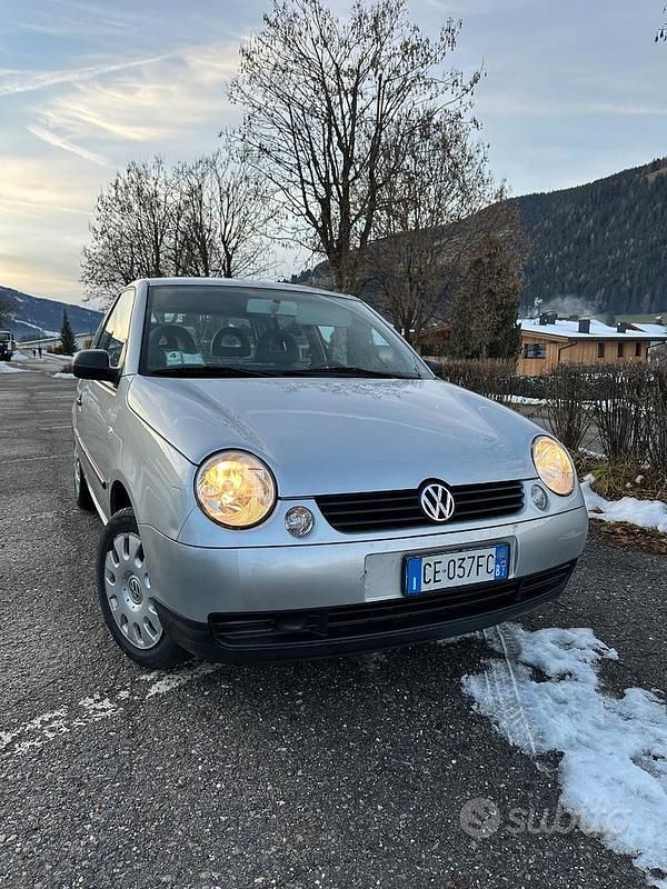Grigio Usata 2002 VW Lupo Due volumi | 2000 € (Buon prezzo) - Immagine 1/4