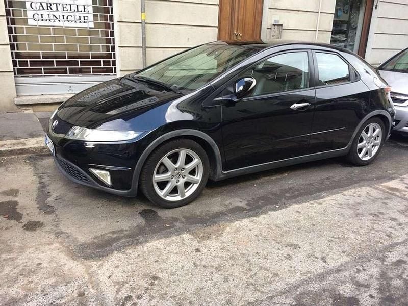 Usata Honda Civic Executive 140 CV (102 kW) 2009 Berlina