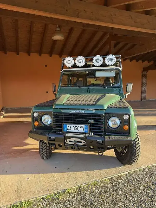 Usata Land Rover Defender 122 CV (89 kW) 2005 Station wagon