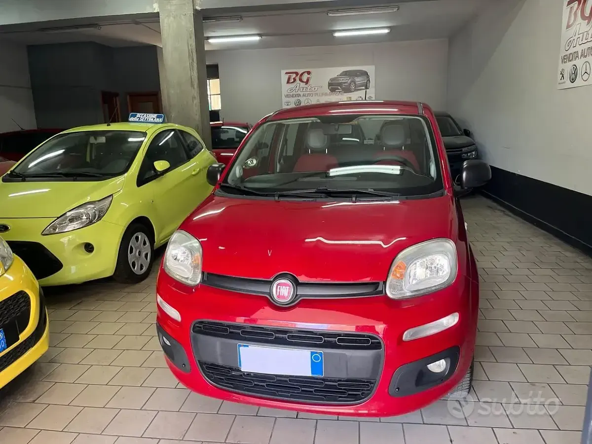 Usata Fiat Panda Easy 80 CV (58 kW) 2015 Rosso Utilitaria