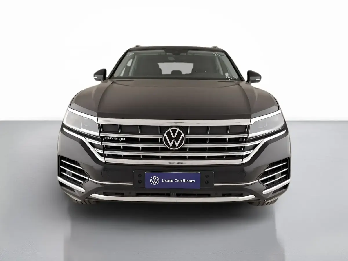 Usata VW Touareg Elegance 381 CV (280 kW) 2022 Deep black perlato SUV