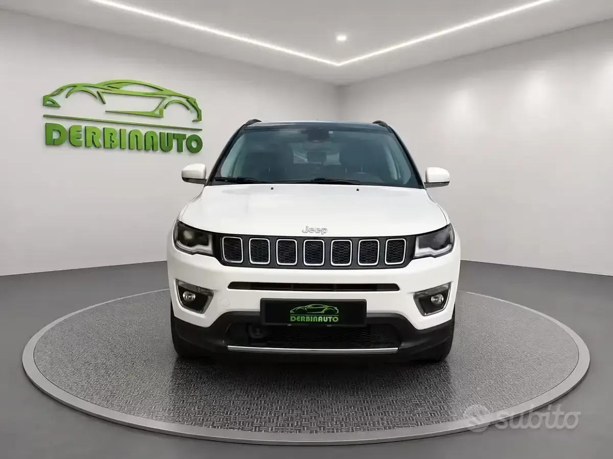 Usata Jeep Compass Limited 140 CV (102 kW) 2018 Bianco SUV