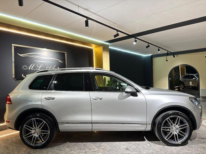 Usata VW Touareg 240 CV (176 kW) 2010 Argento SUV