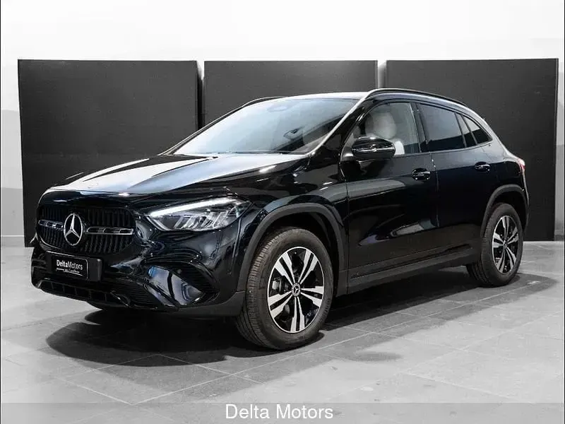 Usata Mercedes GLA200 Progressive 150 CV (110 kW) 2026 SUV