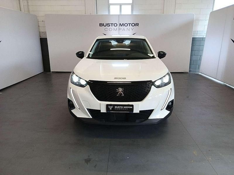 Usata Peugeot 2008 Allure 131 CV (96 kW) 2022 Bianco SUV