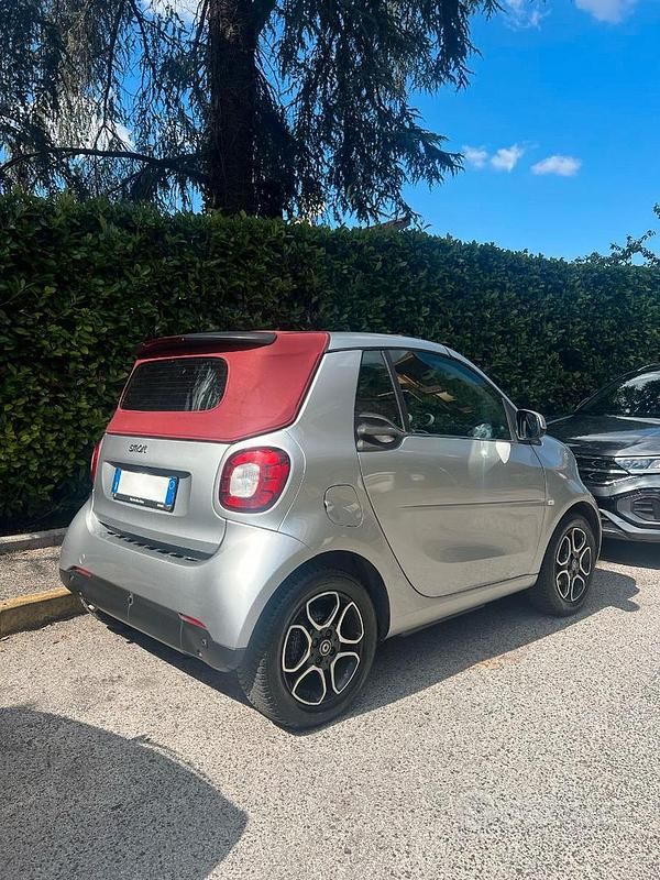 Usata Smart ForTwo Cabrio Prime 90 CV (66 kW) 2016 Grigio Cabrio