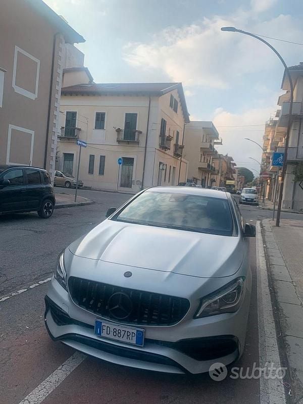 Usata Mercedes CLA45 AMG AMG 381 CV (280 kW) 2016 Grigio Berlina