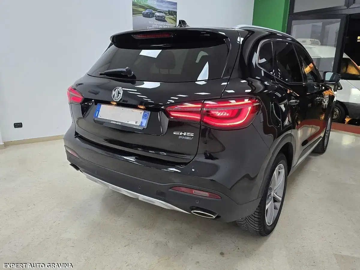 Usata MG EHS Luxury 161 CV (118 kW) 2023 Nero SUV