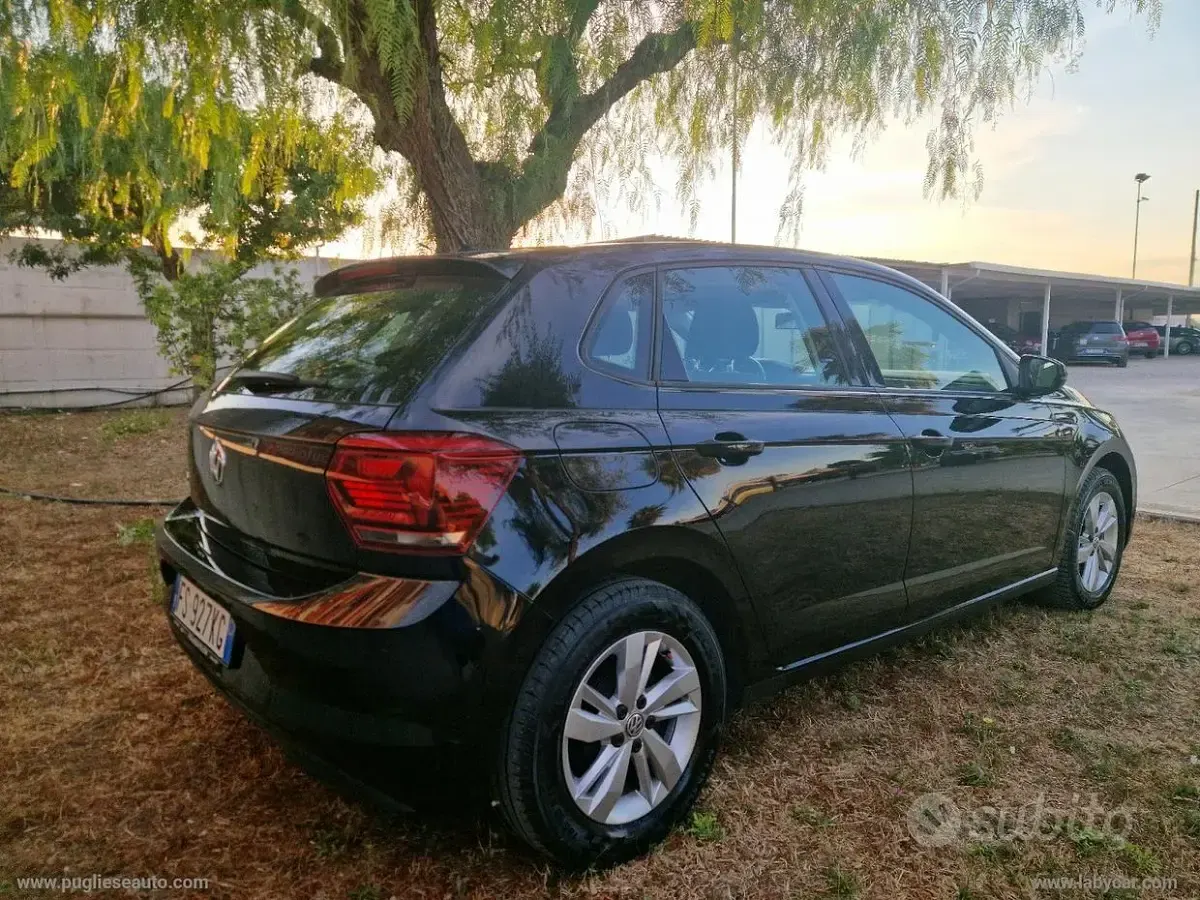 Usata VW Polo Comfortline 95 CV (69 kW) 2018 Nero Utilitaria