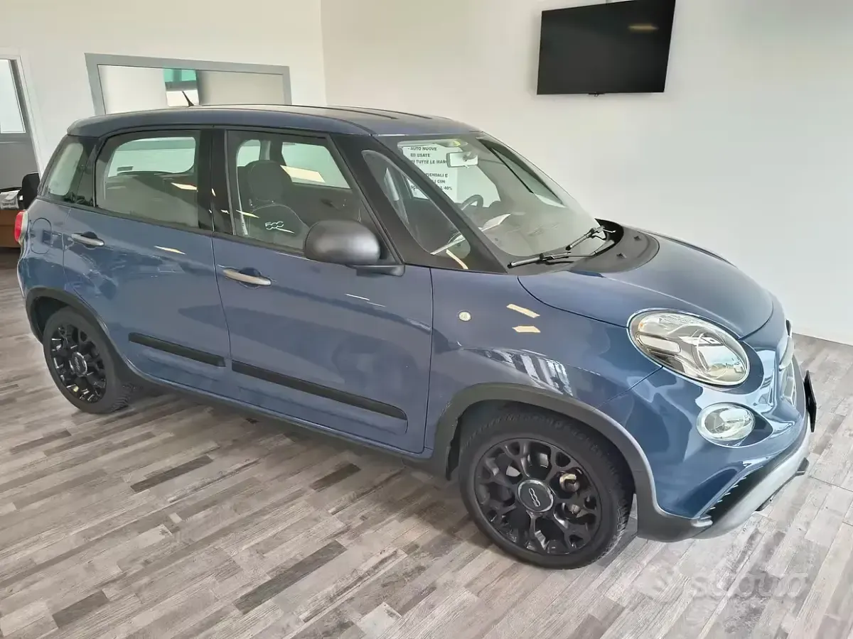 Usata Fiat 500L Cross 95 CV (69 kW) 2018 Bluazzurro Monovolume