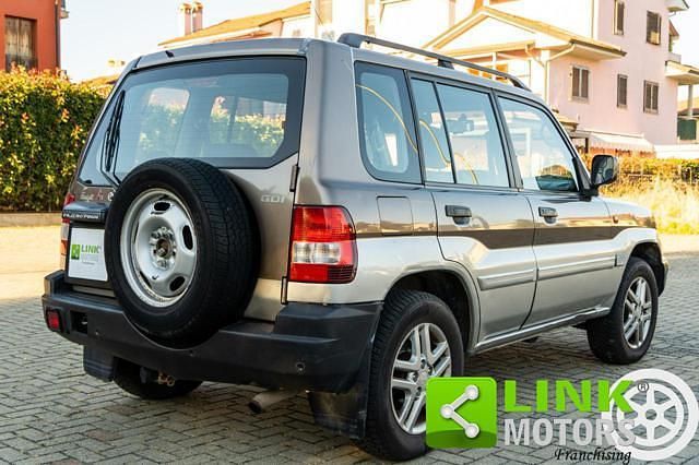 Usata Mitsubishi Pajero 129 CV (94 kW) 2002 Marrone SUV