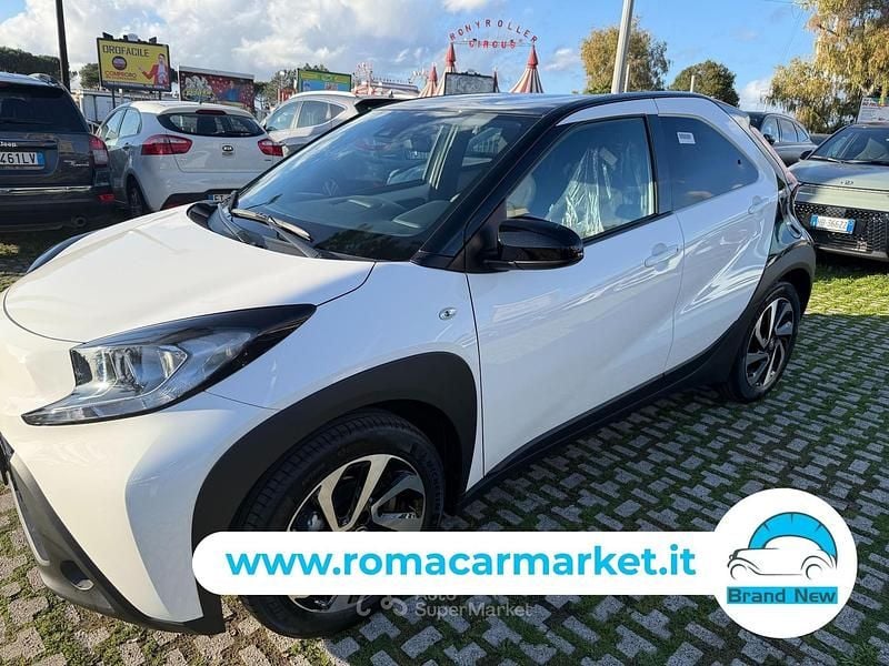 Nuova Toyota Aygo X Trend 72 CV (52 kW) 2026 Bianco SUV