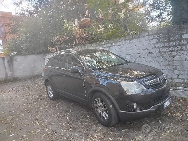Usata Opel Antara 163 CV (119 kW) 2010 Nero SUV