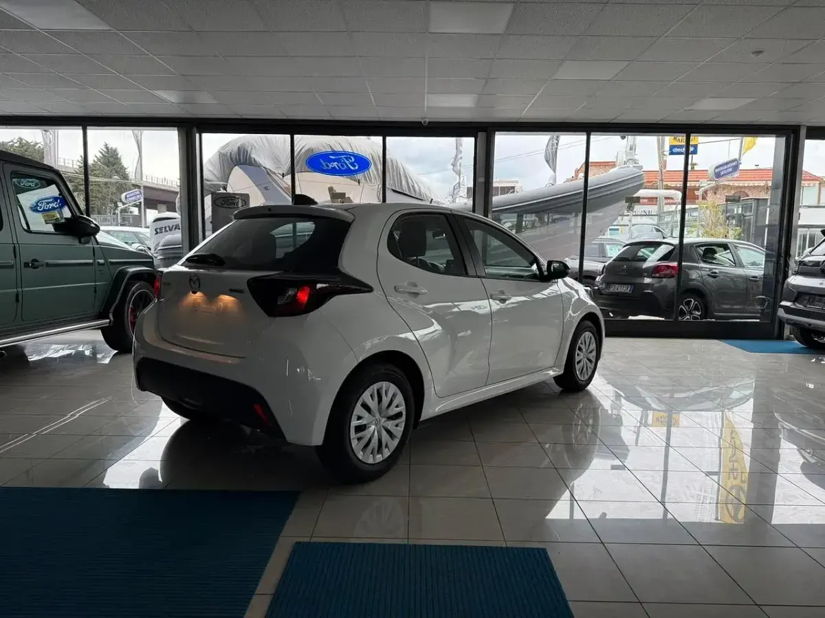 Nuova Mazda 2 92 CV (67 kW) 2026 Bianco Utilitaria