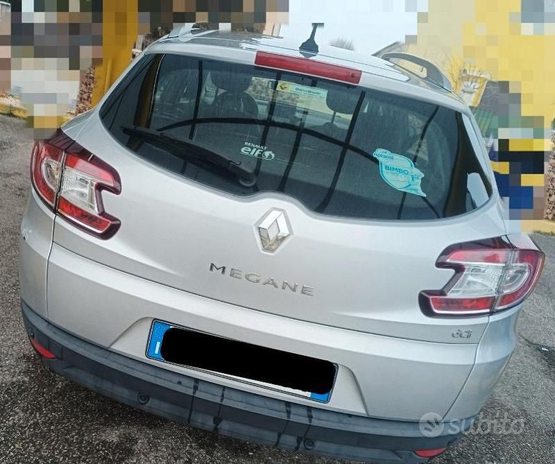 Usata Renault Mégane GrandTour 110 CV (80 kW) 2013 Grigio Station wagon
