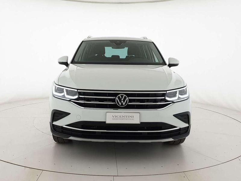 Usata VW Tiguan Elegance 190 CV (139 kW) 2022 Pure white SUV