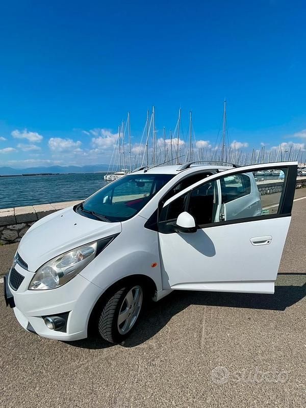 Usata Chevrolet Spark LT 81 CV (59 kW) 2010 Bianco Utilitaria