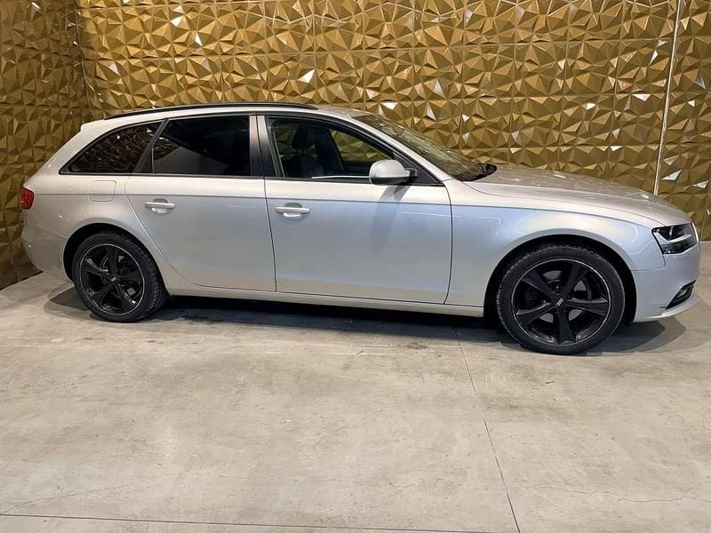 Usata Audi A4 Business Plus 177 CV (130 kW) 2013 Grigio Station wagon