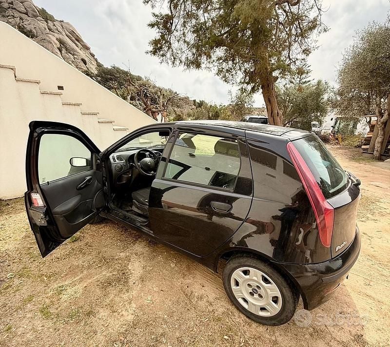 Usata Fiat Punto 2013 Nero Utilitaria