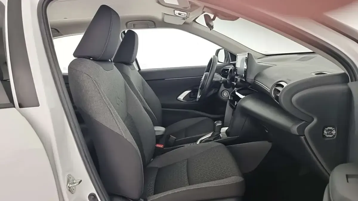 Usata Toyota Yaris Cross Trend 116 CV (85 kW) 2022 Bianco SUV