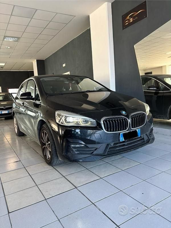 Usata BMW 216 Active Tourer Luxury Line 115 CV (84 kW) 2019 Nero Monovolume