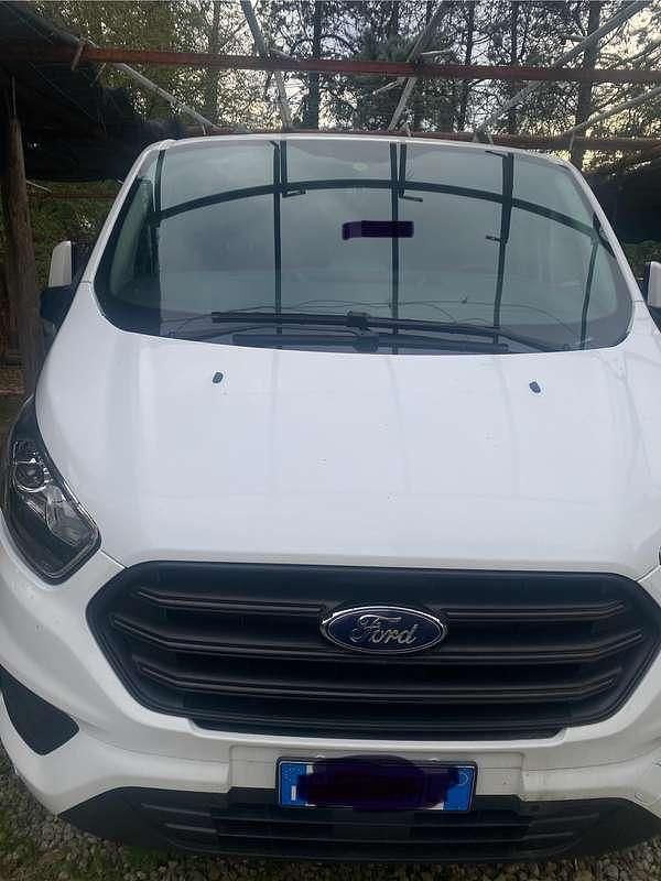 Usata 2023 Ford Transit Custom Basis Furgone | 25.000 € (Buon prezzo) - Immagine 1/4