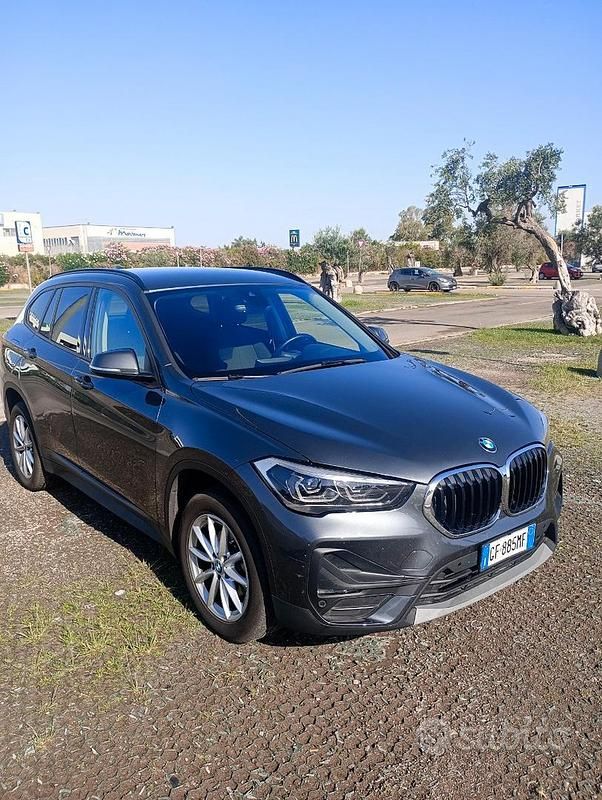 Usata BMW X1 116 CV (85 kW) 2021 Grigio SUV