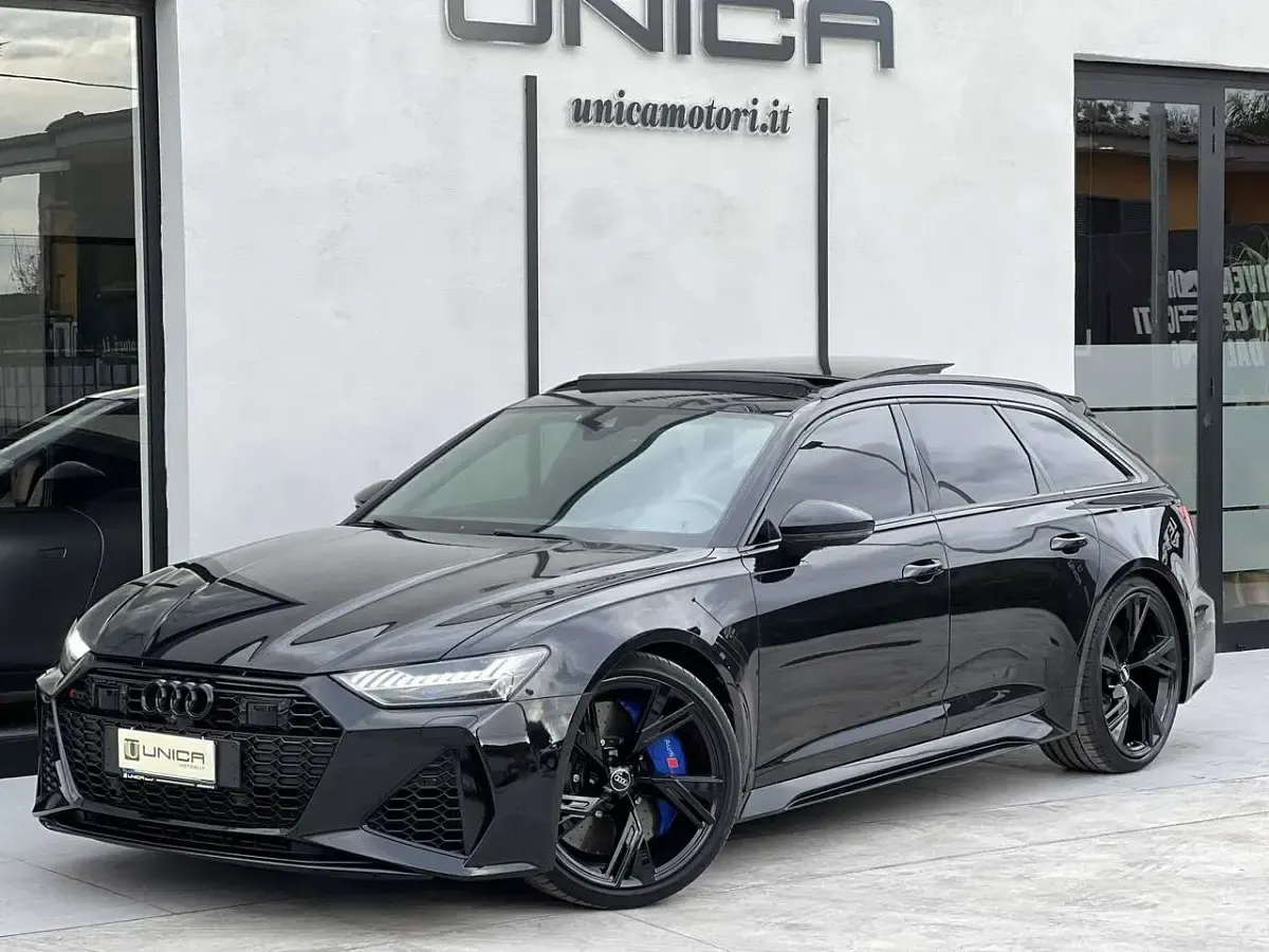 Usata Audi RS6 Ambiente 600 CV (441 kW) 2021 Black mythos Station wagon
