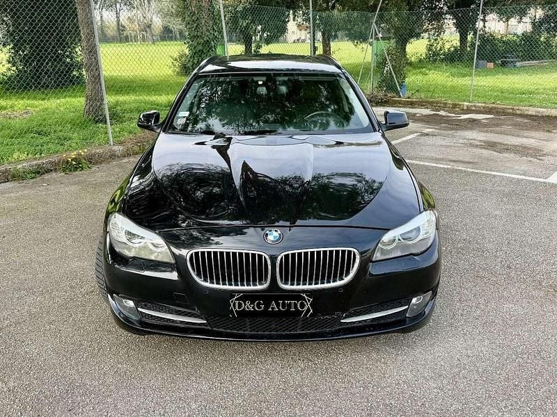 Usata BMW 525 M Sport 218 CV (160 kW) 2012 Nero Station wagon