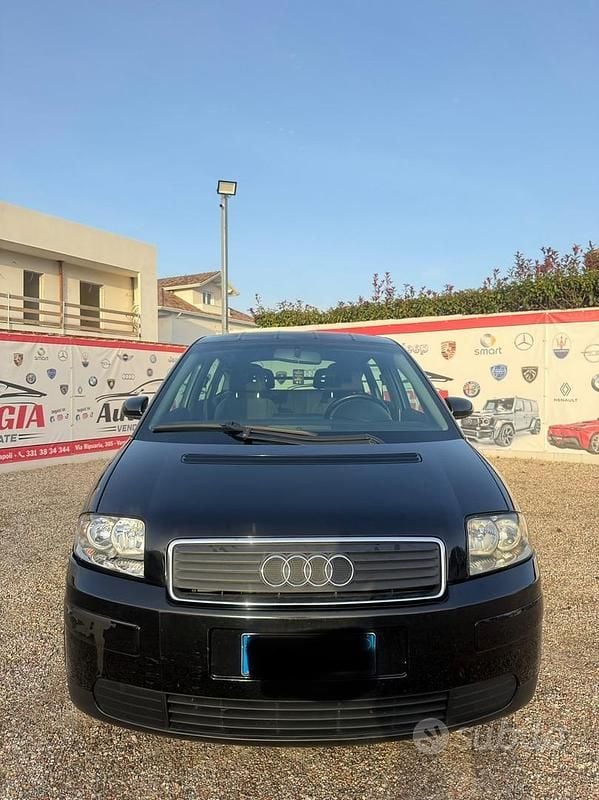 Nero Usata 2004 Audi A2 Due volumi | 1499 € (Super prezzo) - Immagine 1/4