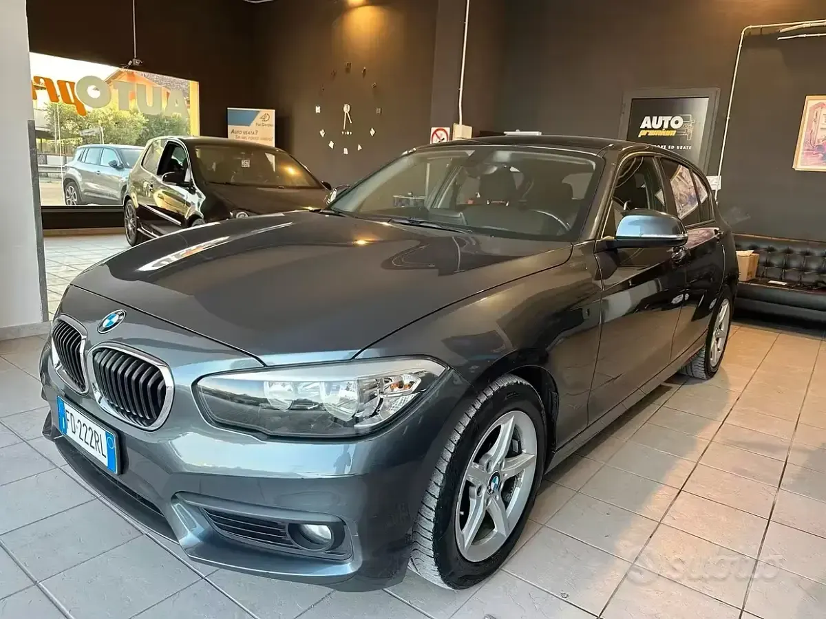 Usata BMW 118 Comfort Edition 150 CV (110 kW) 2016 Grigio Utilitaria