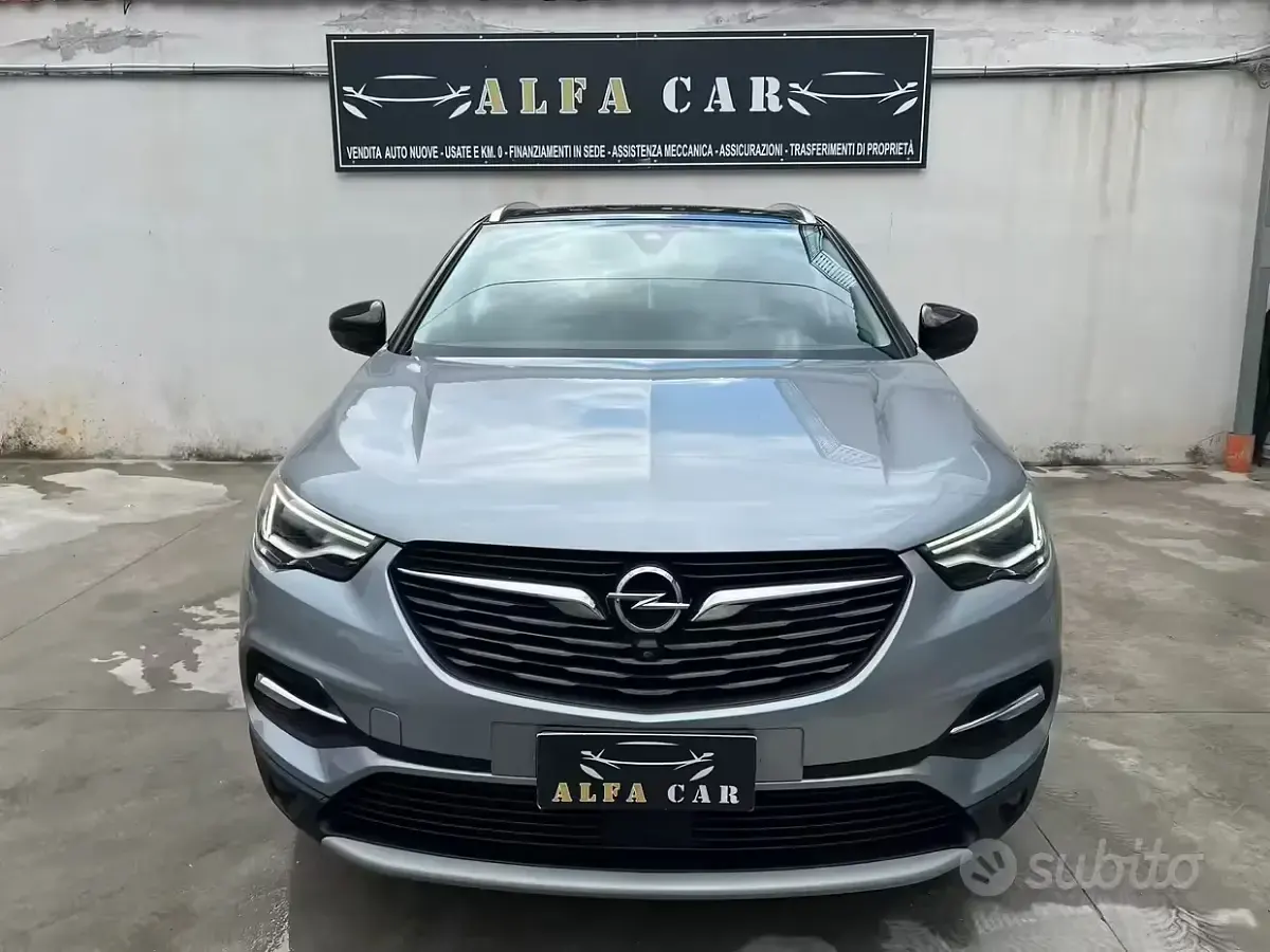 Usado Opel Grandland X 131 CV (96 kW) 2020 Gris SUV