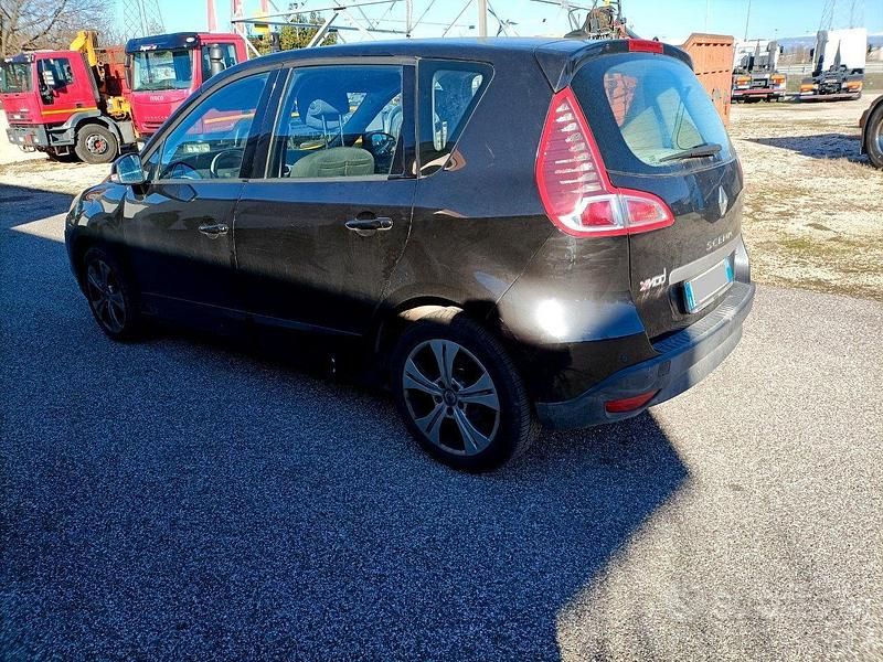 Usata Renault Scénic III 2010 Nero Monovolume