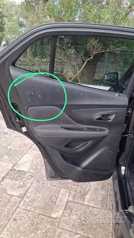 Usata Opel Mokka 130 CV (95 kW) 2013 Nero SUV