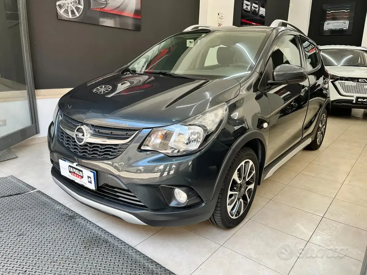 Usata Opel Karl Rocks 73 CV (53 kW) 2018 Grigio Utilitaria