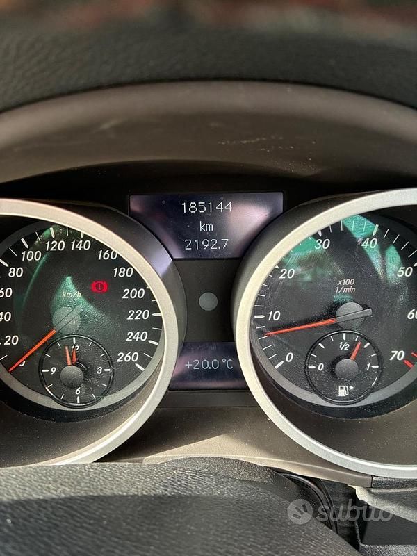 Usata Mercedes SLK280 231 CV (169 kW) 2007 Nero Cabrio