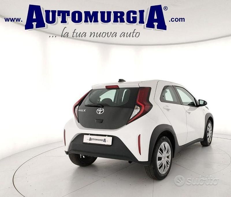 Usata Toyota Aygo X Active 72 CV (52 kW) 2023 Bianco SUV